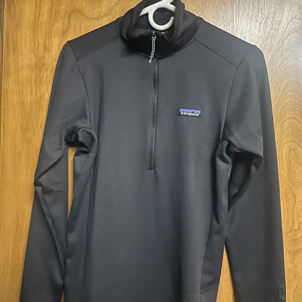 Patagonia Dark Gray Quarter-Zip Fleece